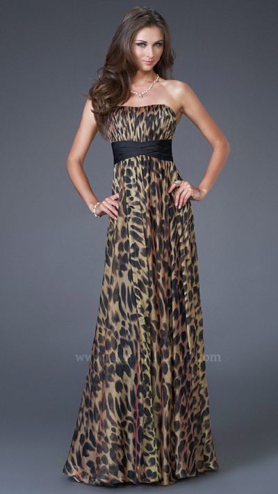 Empire Prom Dresses 2011 La seventeen prom 2011. Empire Prom Dresses 2011 La