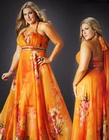 Описание: Модные платья для полных женщин 2011