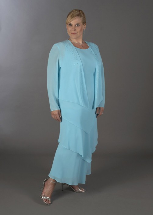 mother of the bride suits petite