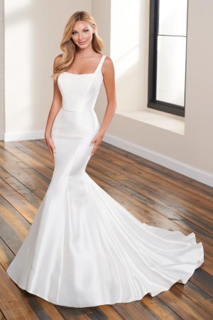 Enchanting by Mon Cheri 122183 Lace Back Bridal Gown