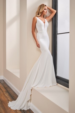 Enchanting by Mon Cheri 221160 Amazing Back Informal Bridal Gown