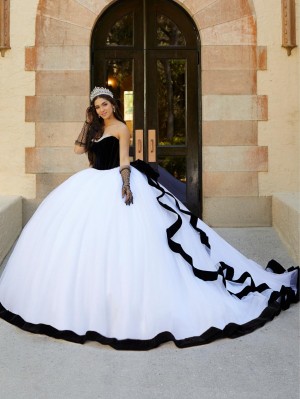 House of Wu 26069 Modern Velvet Tulle Quince Dress