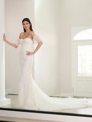 Adrianna Papell Platinum 31298 Wedding Gown