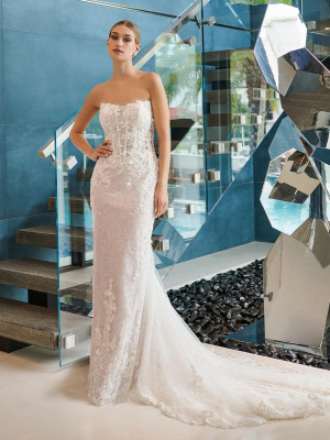 Adrianna Papell Platinum 31314 Fashion Forward Bridal Gown