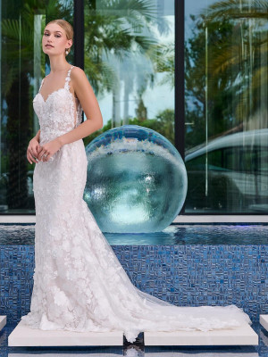 Adrianna Papell Platinum 31325 Lace Wedding Gown