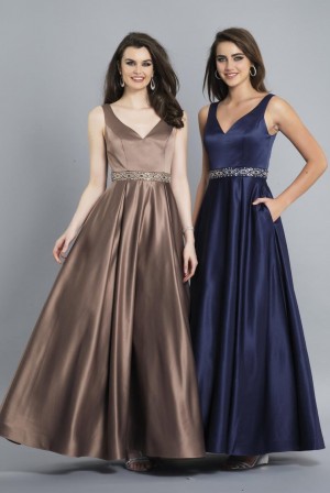 Dave and Johnny 3530W Elegant Plus Size Prom Gown