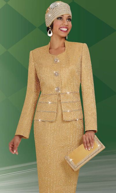 best suits for petite women