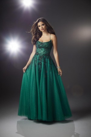 Size 00 Red Morilee 47083 Elegant Sparkling Prom Dress