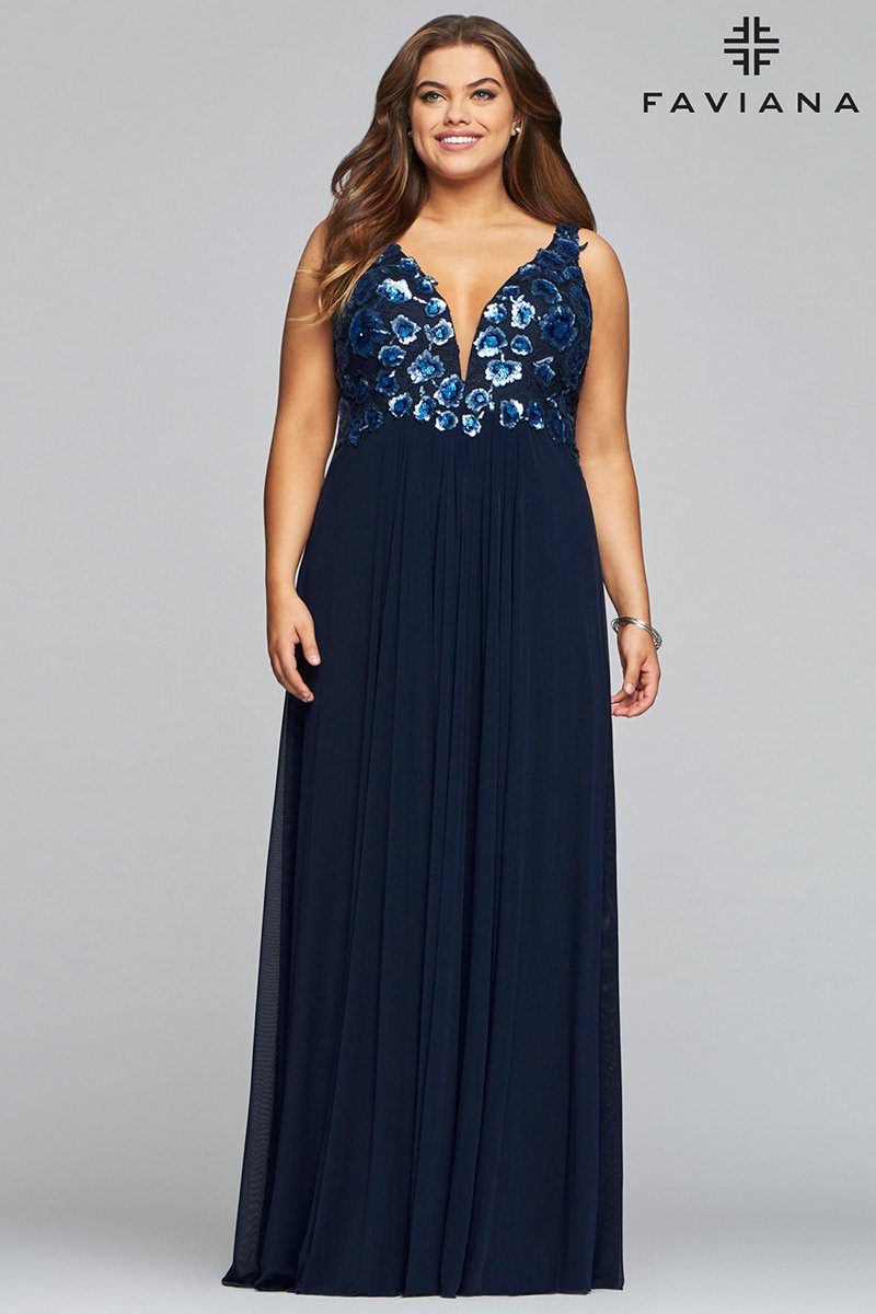 curve plus dresses