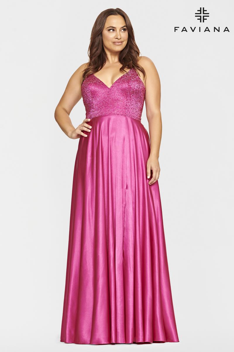 French Novelty: Faviana Curve 9524 Flattering Plus Size Prom Dress