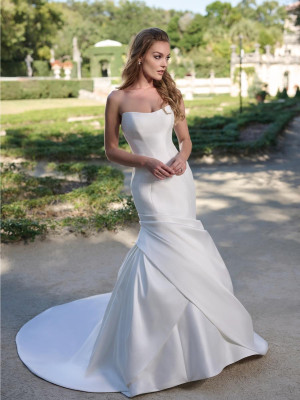 Adrianna Papell Platinum 31342 Bridal Gown With Dramatic Draped Skirt