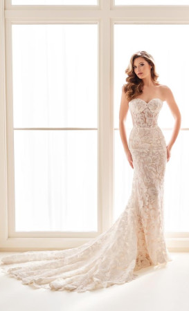Enchanting by Mon Cheri