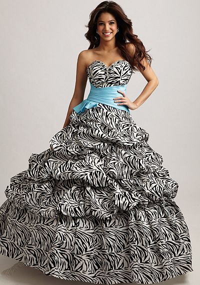 French Novelty: Allure Bridals Quinceanera 15 Birthday Dress Q291
