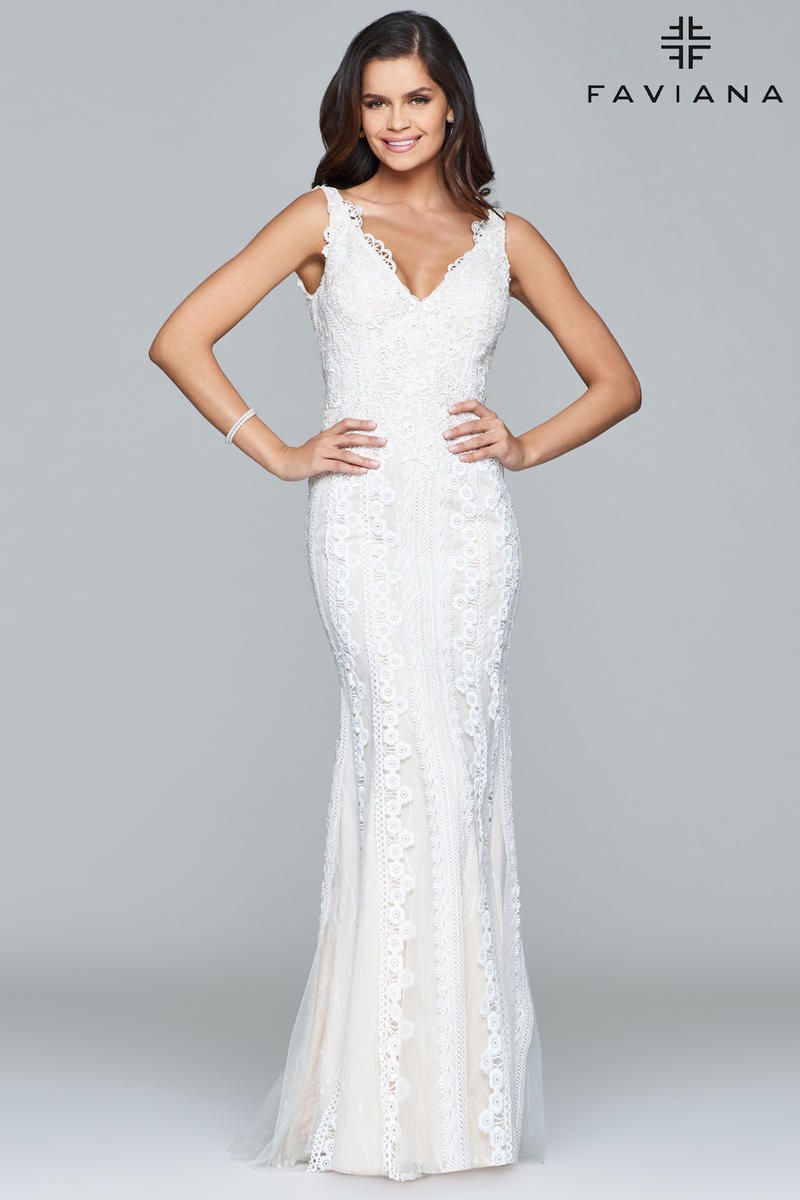 French Novelty: Faviana Glamour S8089 Ivory Lace Embroidered Gown