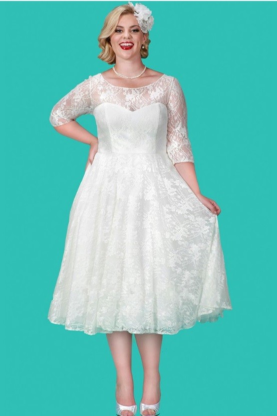 grøntsager Demokrati bjælke French Novelty: Sydneys Closet SC5212 Plus Size Tea Length Wedding Dress