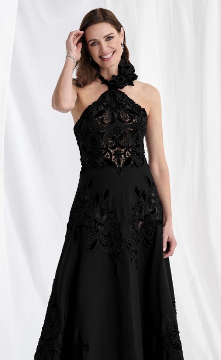 Photo of the model wearing a Mothers gown