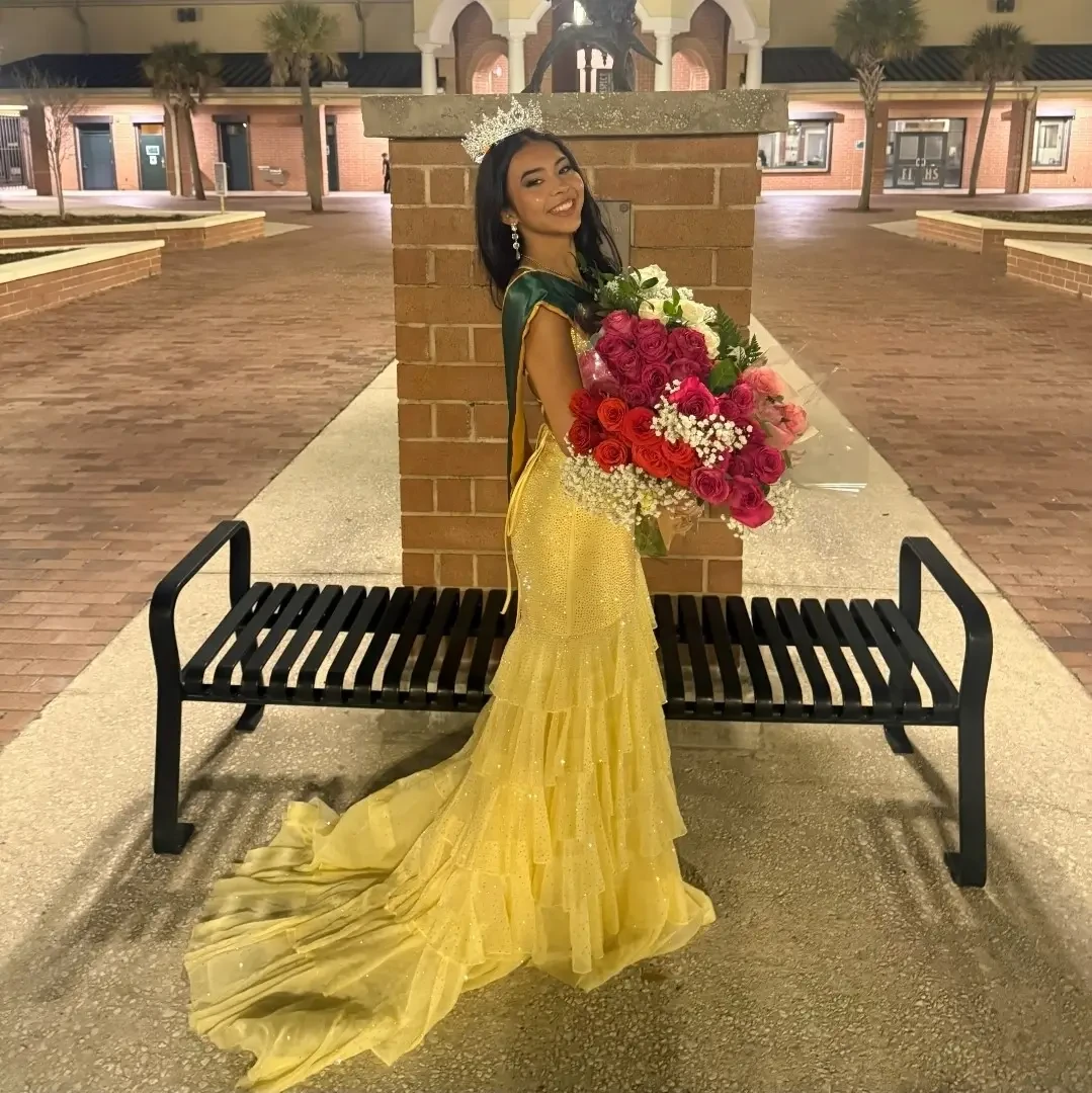 Desiree Rosario. Desktop Image